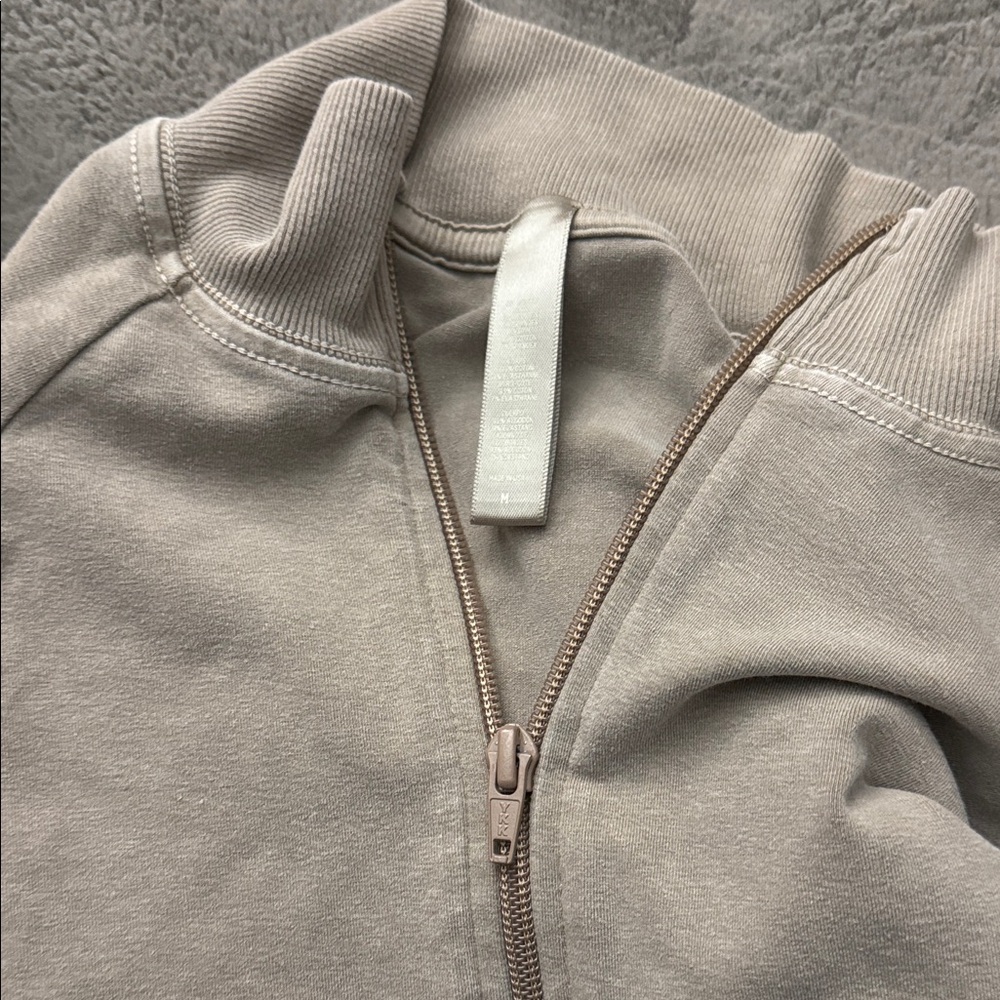 SKIMS Utility Jacket in Taupe